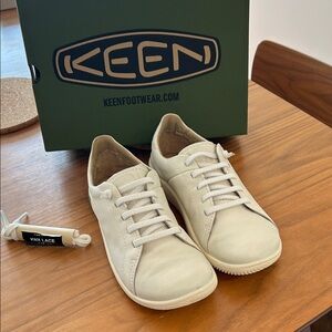 Keen KNX Lace star white